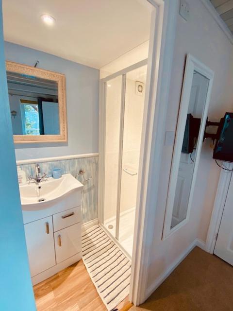 Blankednick Boltholes - 3 Beautiful Family Or Couples Cornish Getaways Villa Truro Ngoại thất bức ảnh